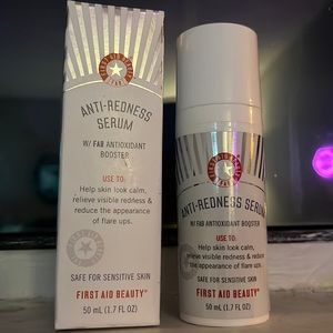First Aid Beauty Anti-Redness Serum